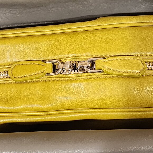 Excellent PRADA Crossbody Large Inside Tote Bauletto Top handle bag - Picture 4 of 16